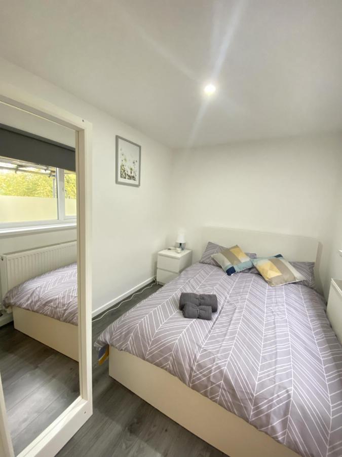 Bea Elcot Close Manchester Exterior photo